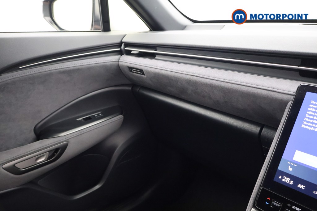 Used Lexus LBX 2024 for sale - 77340335: Photo 14