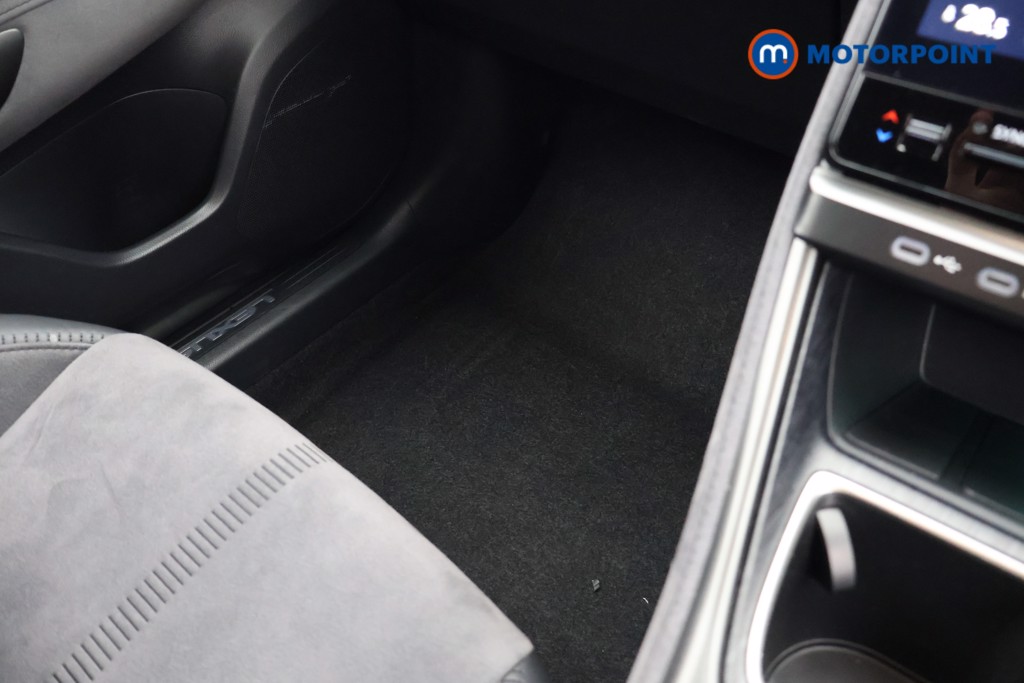 Used Lexus LBX 2024 for sale - 77340335: Photo 16