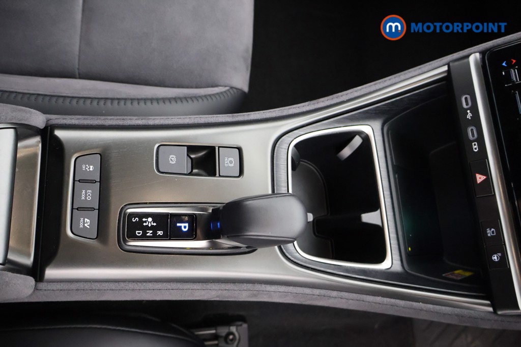 Used Lexus LBX 2024 for sale - 77340335: Photo 17