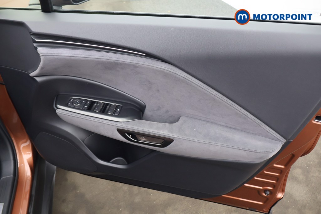 Used Lexus LBX 2024 for sale - 77340335: Photo 18