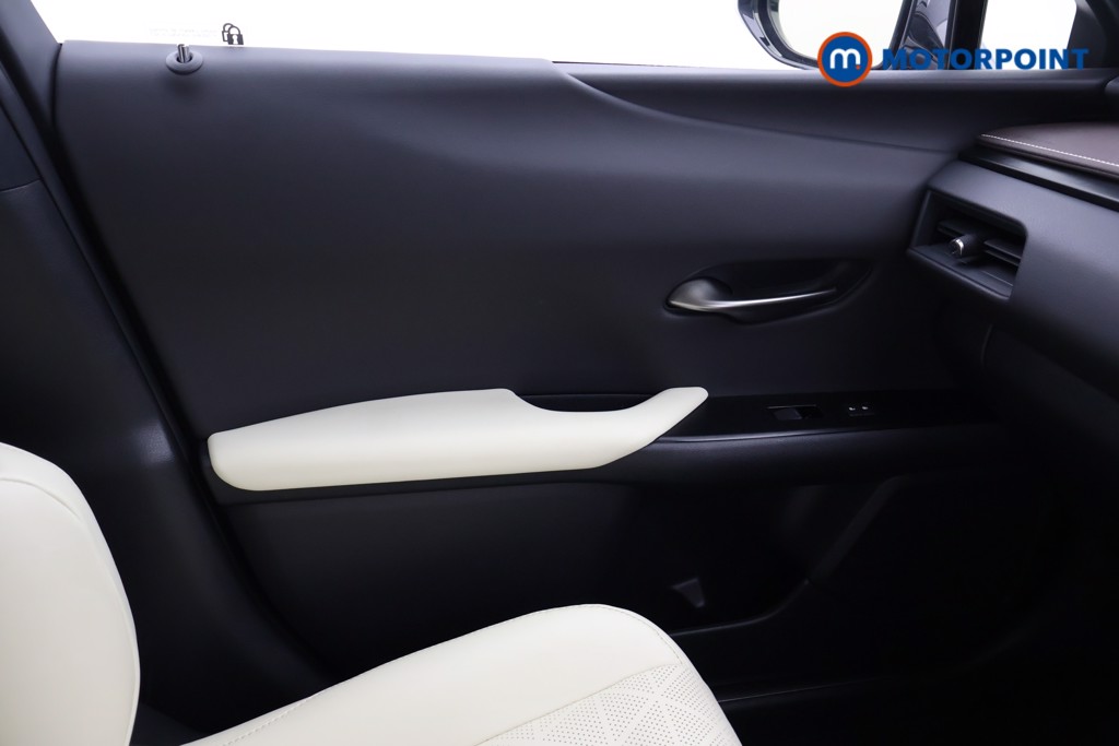 Used Lexus UX 2021 for sale - 76862770: Photo 15