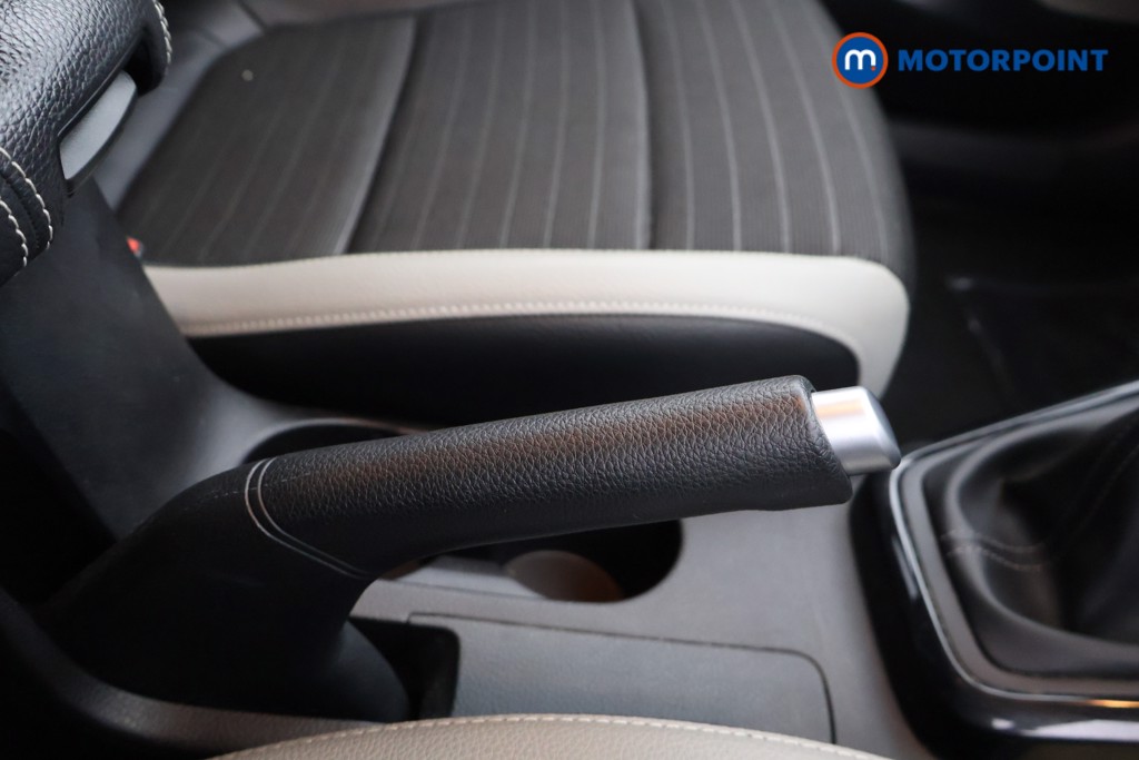 Used Kia Stonic 2021 for sale - 76603681: Photo 12