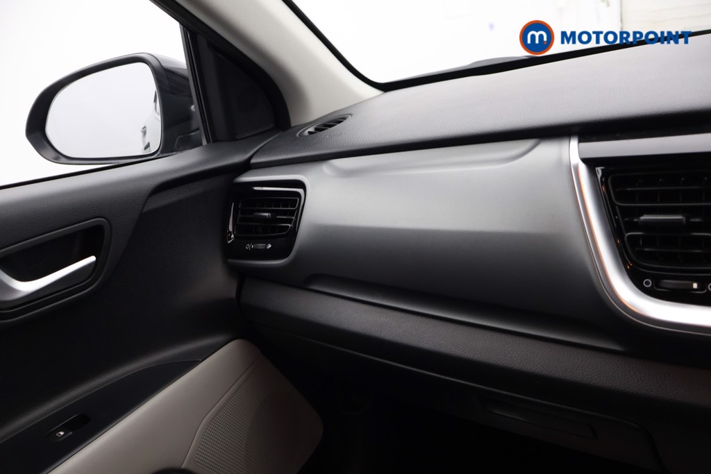 Used Kia Stonic 2021 for sale - 76603681: Photo 13