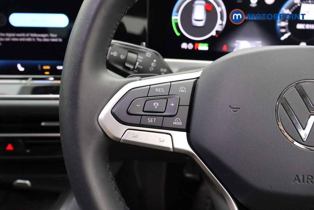 Used Volkswagen Passat 2025 for sale - 76949363: Photo 10