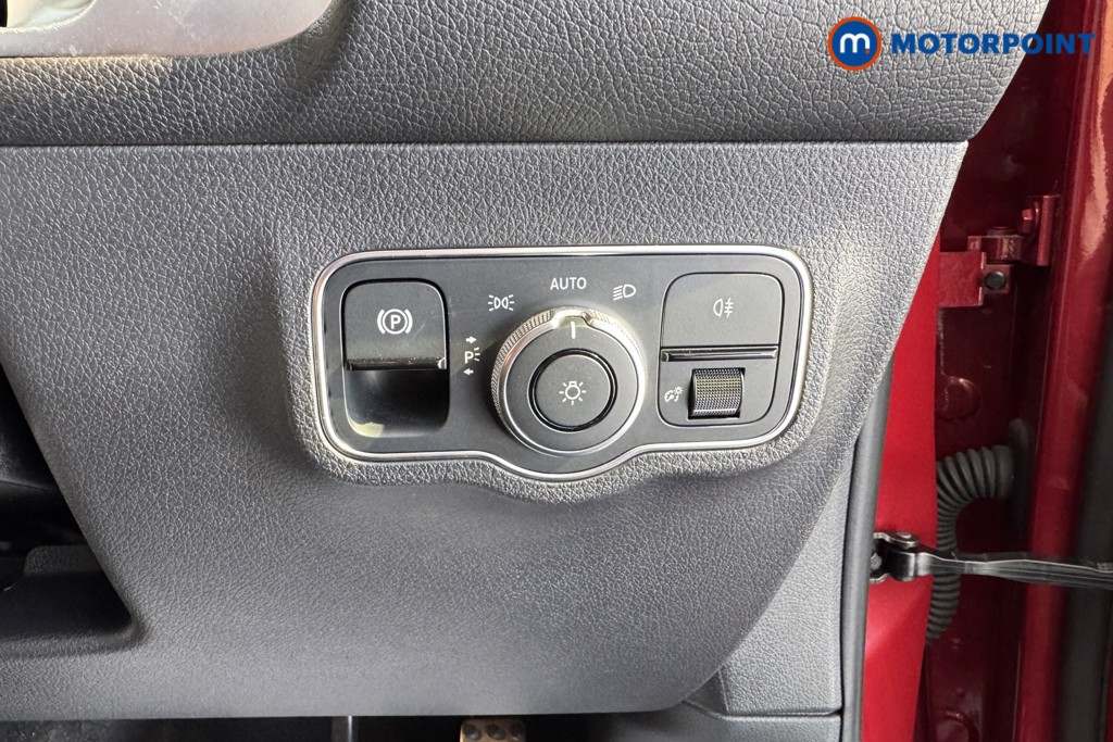 Used Mercedes-Benz GLB 2023 for sale - 77935344: Photo 21