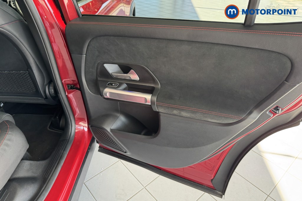 Used Mercedes-Benz GLB 2023 for sale - 77935344: Photo 29