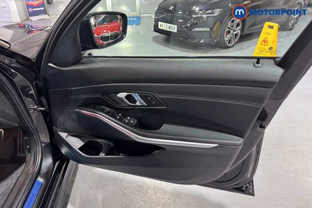 Used BMW 3 Series 2024 for sale - 77834652: Photo 15