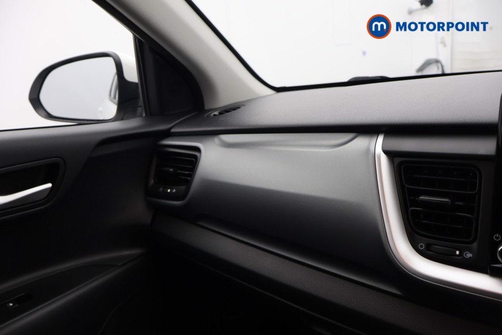 Used Kia Stonic 2022 for sale - 76641273: Photo 18