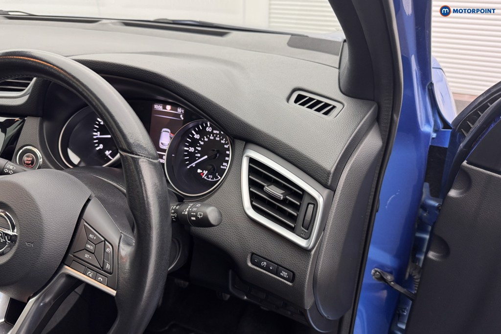 Used Nissan Qashqai for sale - 76554708: Photo 27