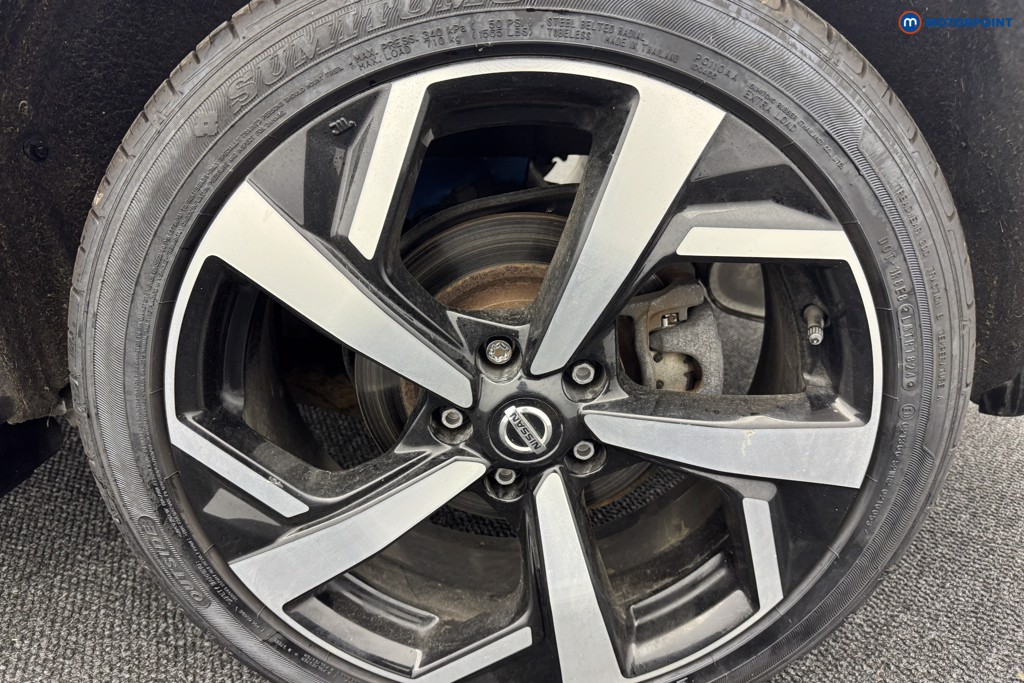 Used Nissan Qashqai for sale - 76554708: Photo 42