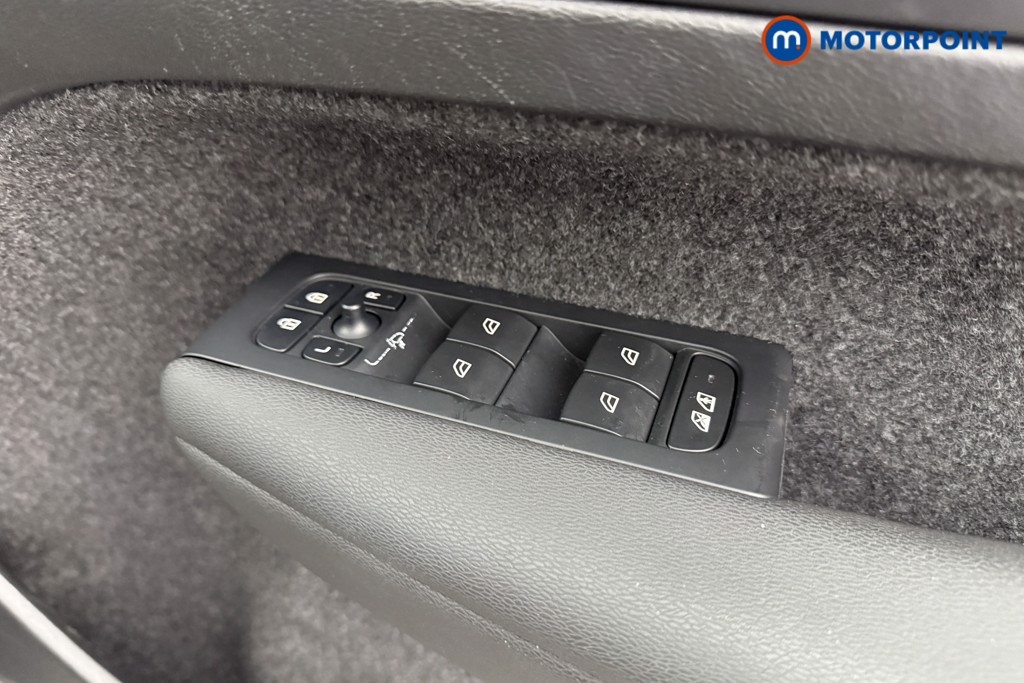 Used Volvo XC40 2022 for sale - 76367089: Photo 25