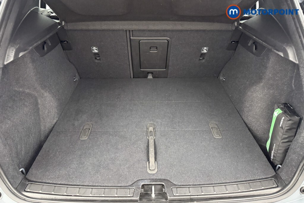 Used Volvo XC40 2022 for sale - 76367089: Photo 37