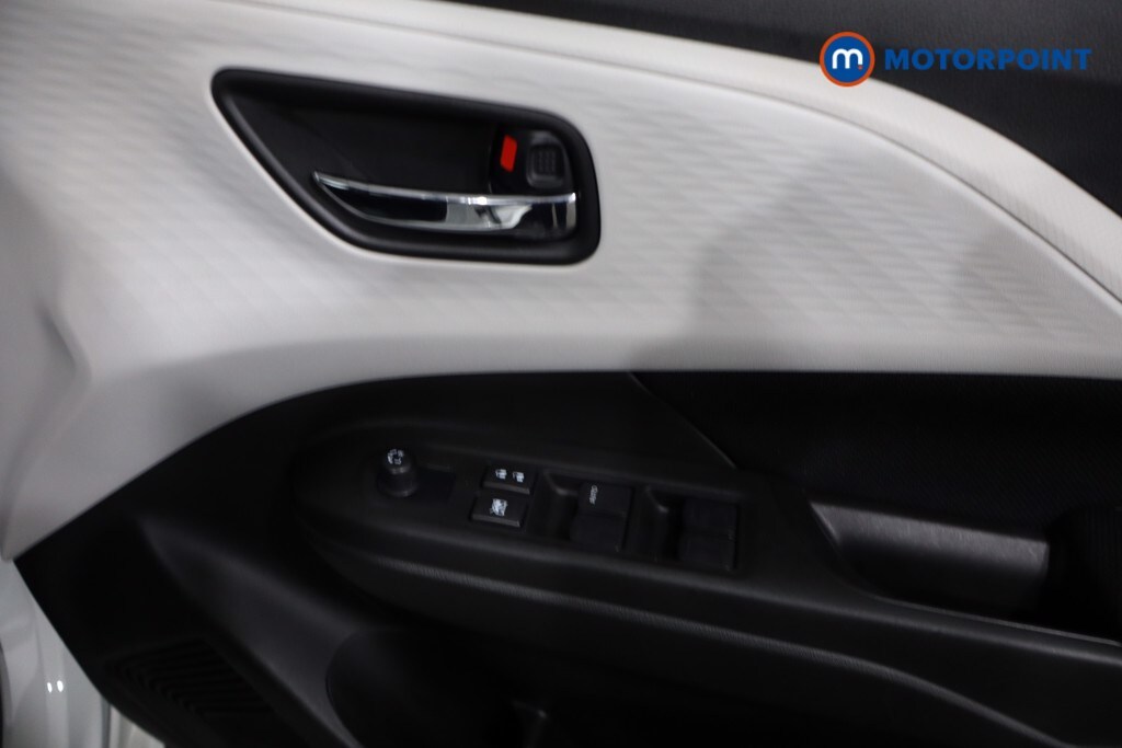 Used Suzuki Swift 2025 for sale - 76494850: Photo 31