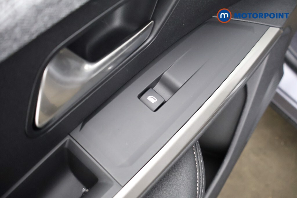 Used Peugeot 5008 2025 for sale - 78026653: Photo 39