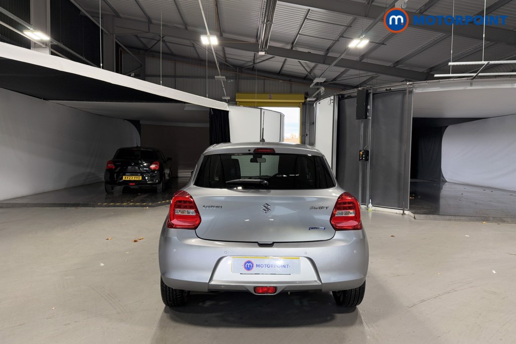 Used Suzuki Swift 2022 for sale - 76508426: Photo 5