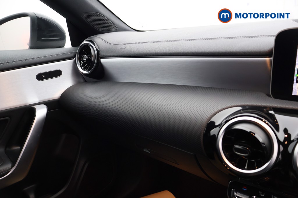 Used Mercedes-Benz CLA 2020 for sale - 76862720: Photo 19