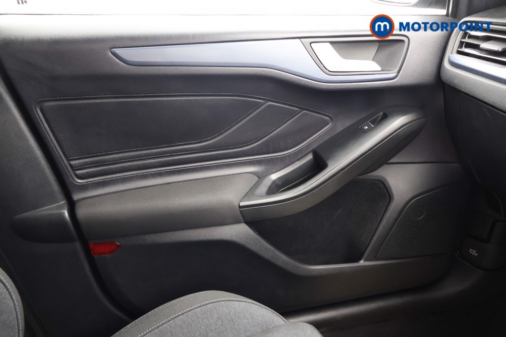 Used Ford Focus 2023 for sale - 76949321: Photo 21