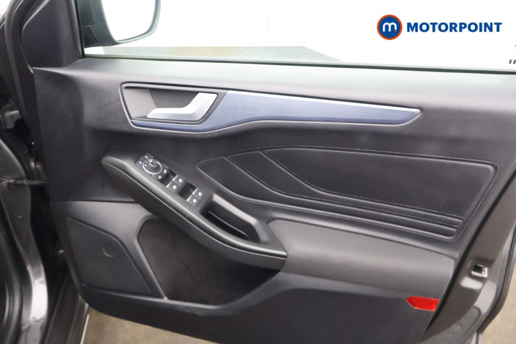 Used Ford Focus 2023 for sale - 76949321: Photo 22