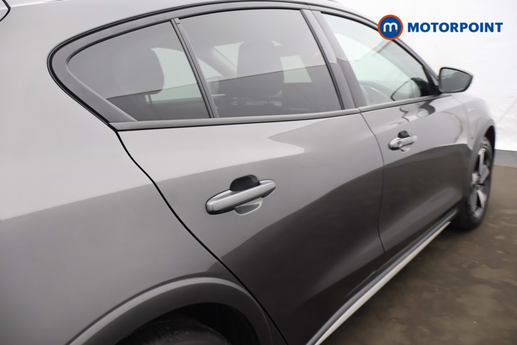 Used Ford Focus 2023 for sale - 76949321: Photo 33