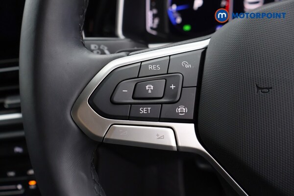 Used Volkswagen T-Roc 2024 for sale - 75690079: Photo 10