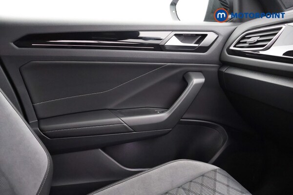 Used Volkswagen T-Roc 2024 for sale - 75690079: Photo 15