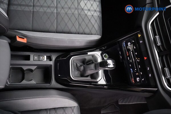 Used Volkswagen T-Roc 2024 for sale - 75690079: Photo 16