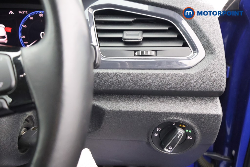 Used Volkswagen T-Roc 2019 for sale - 76494742: Photo 11