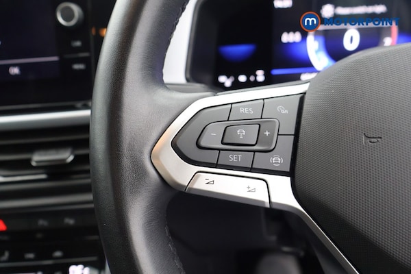 Used Volkswagen T-Roc 2022 for sale - 76333057: Photo 10