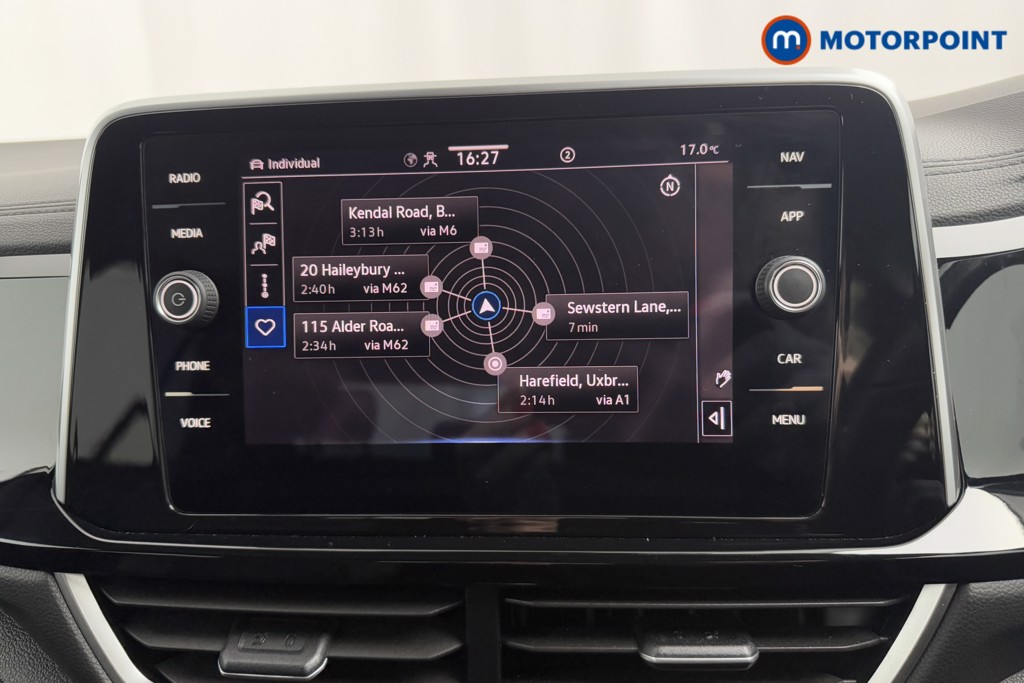 Used Volkswagen T-Roc 2022 for sale - 76367239: Photo 15