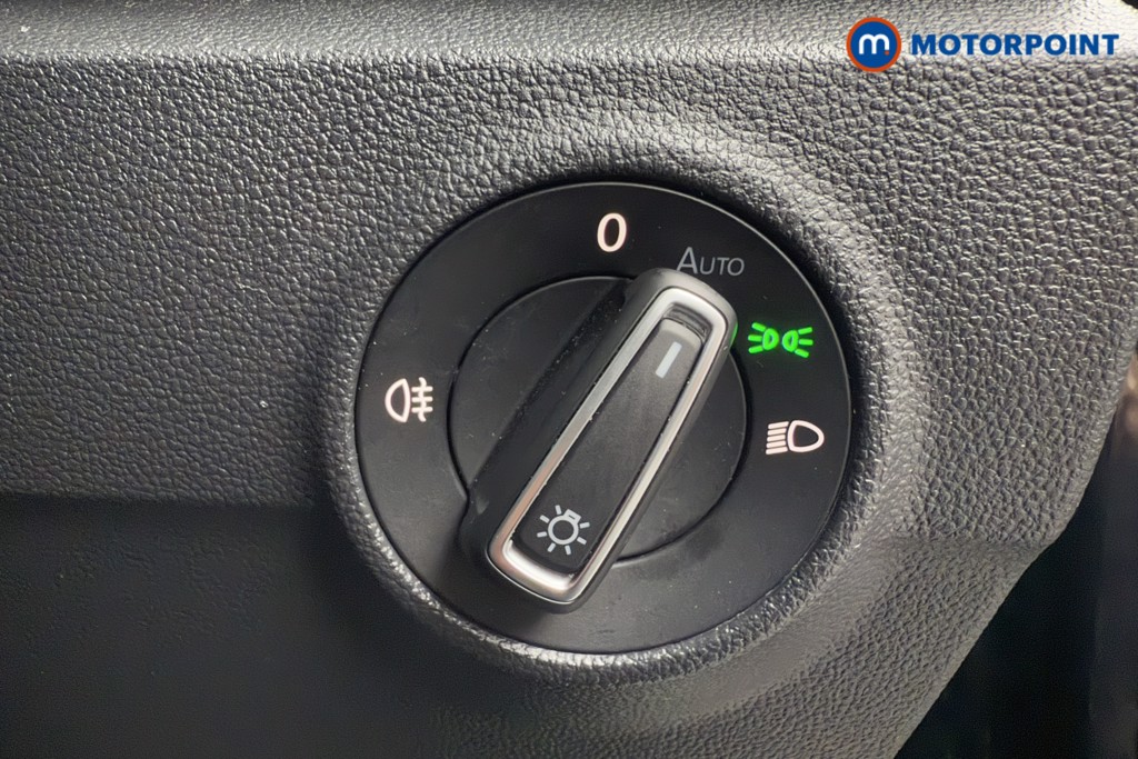 Used Volkswagen T-Roc 2022 for sale - 76367239: Photo 26