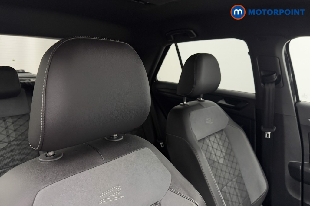 Used Volkswagen T-Roc 2022 for sale - 76367239: Photo 30