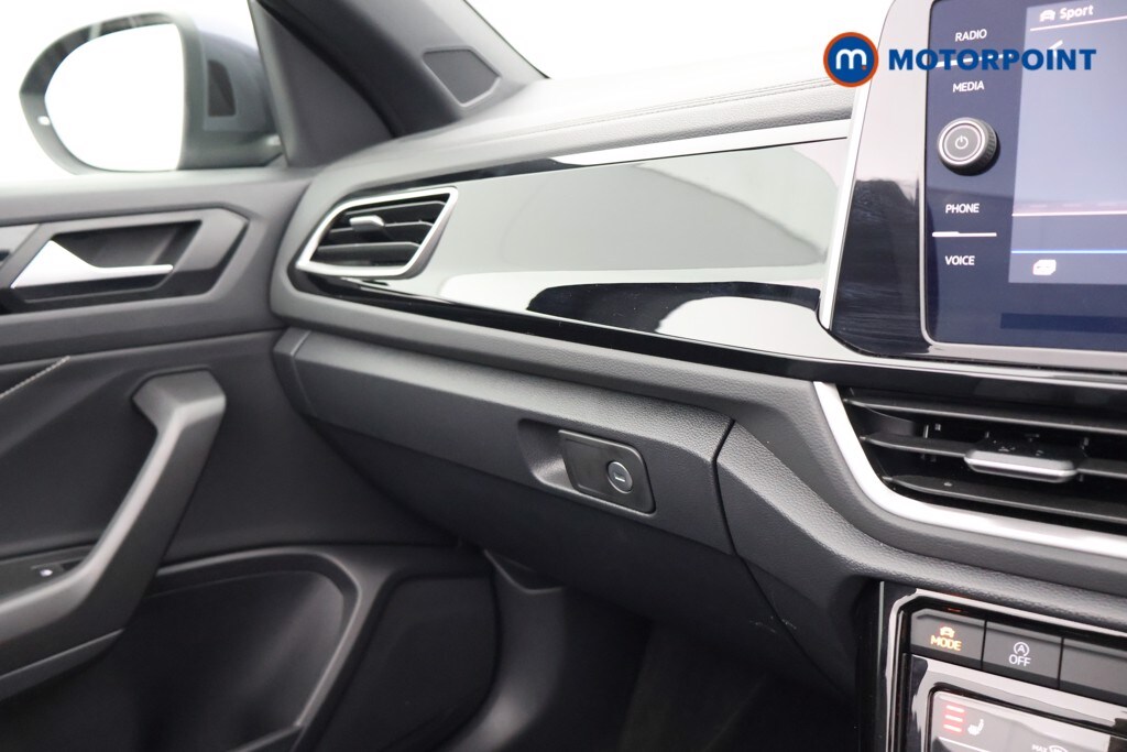 Used Volkswagen T-Roc for sale - 77604320: Photo 28