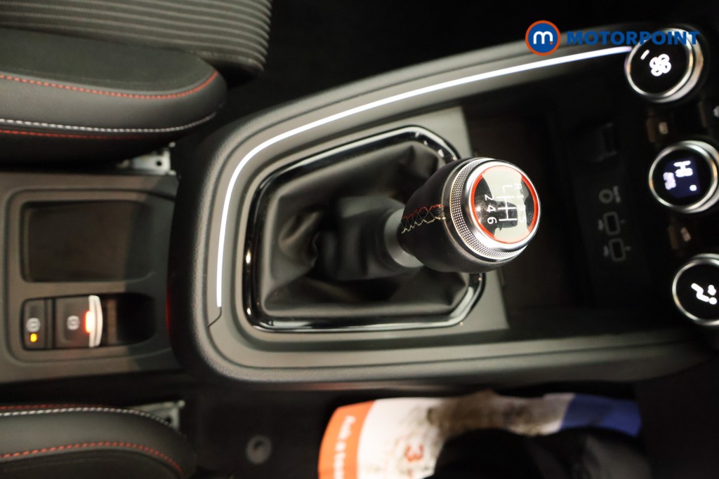 Used Renault Clio 2023 for sale - 77297672: Photo 18