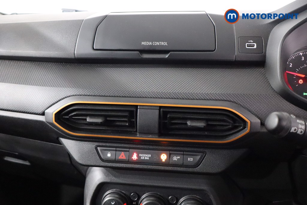 Used Dacia Sandero Stepway 2022 for sale - 77641543: Photo 10