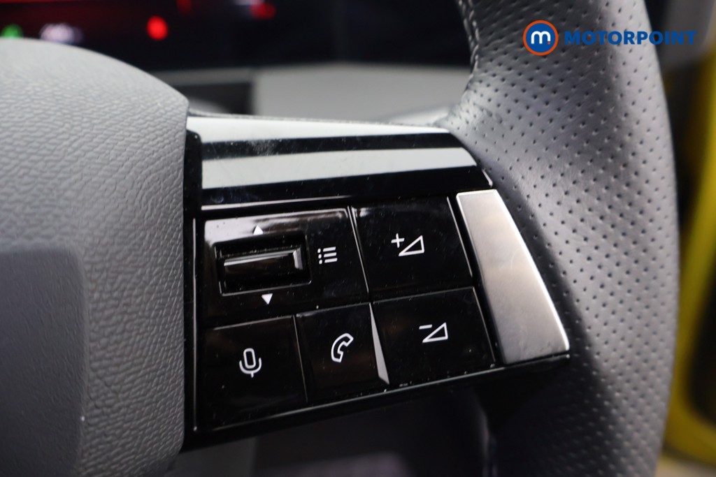 Used Vauxhall Astra 2024 for sale - 76209703: Photo 11