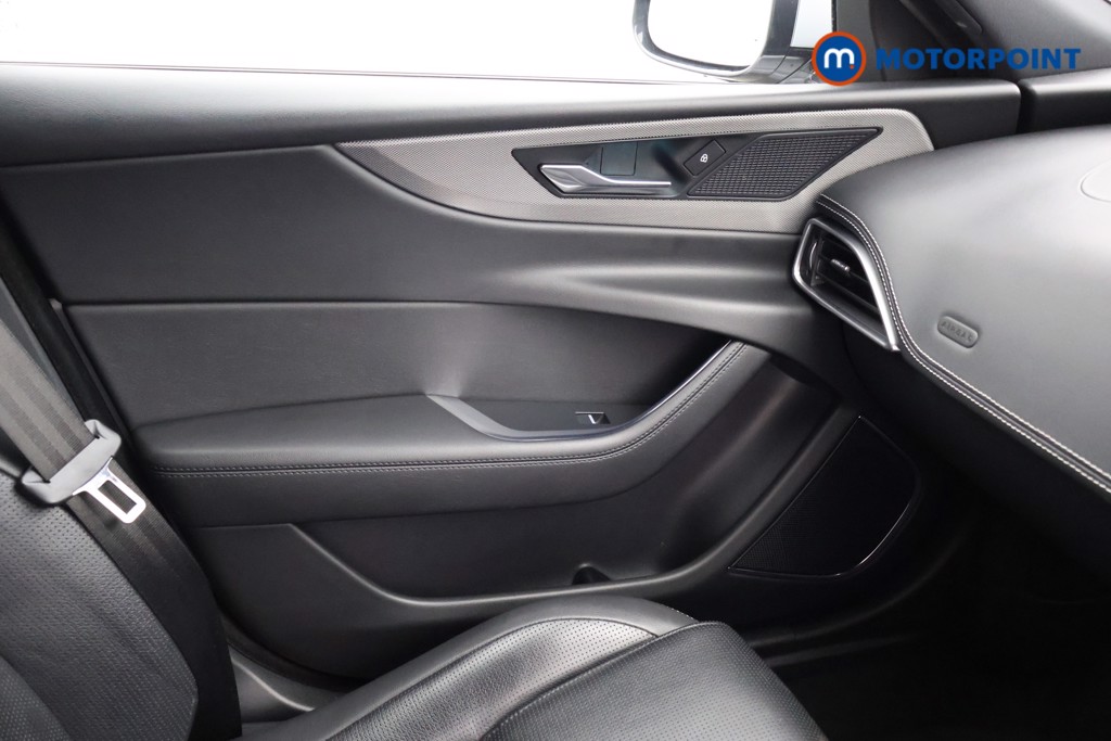 Used Jaguar XE 2021 for sale - 77848903: Photo 15