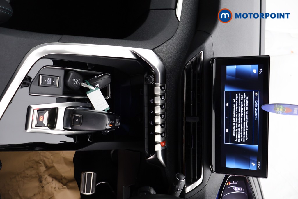 Used Peugeot 3008 2023 for sale - 77760011: Photo 31