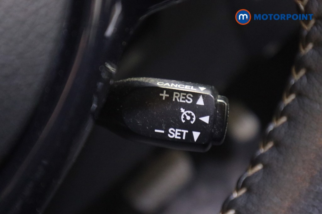 Used Toyota Yaris 2017 for sale - 77918845: Photo 25