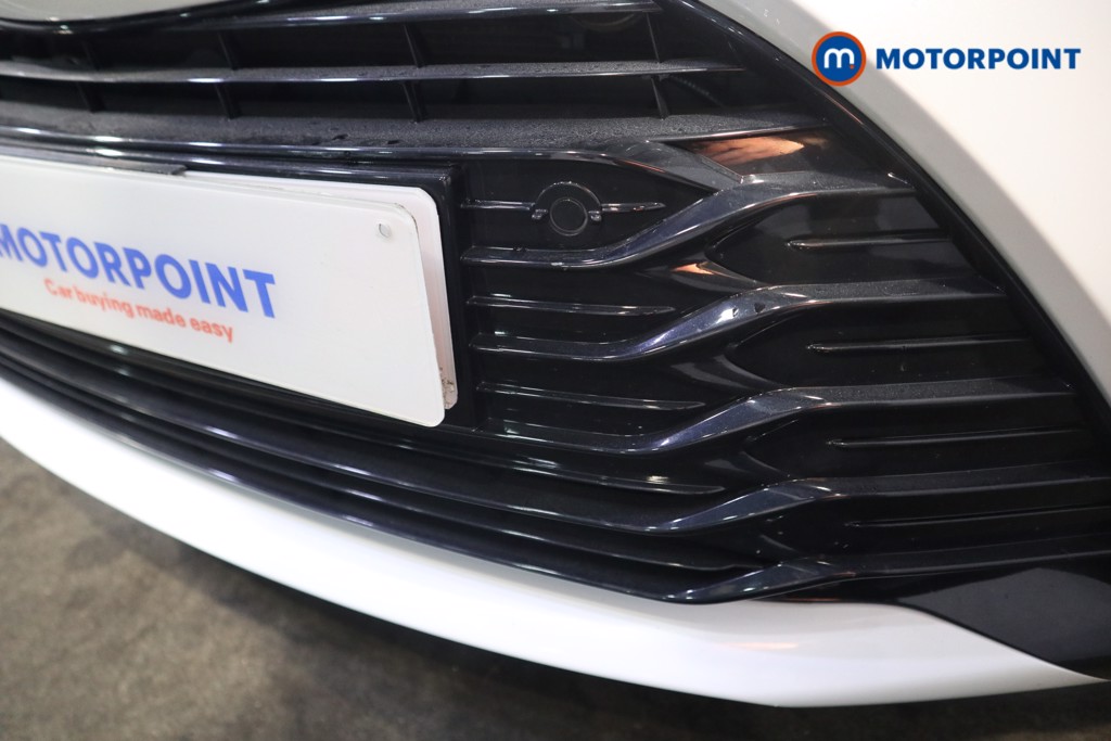 Used Toyota Yaris 2017 for sale - 77918845: Photo 48