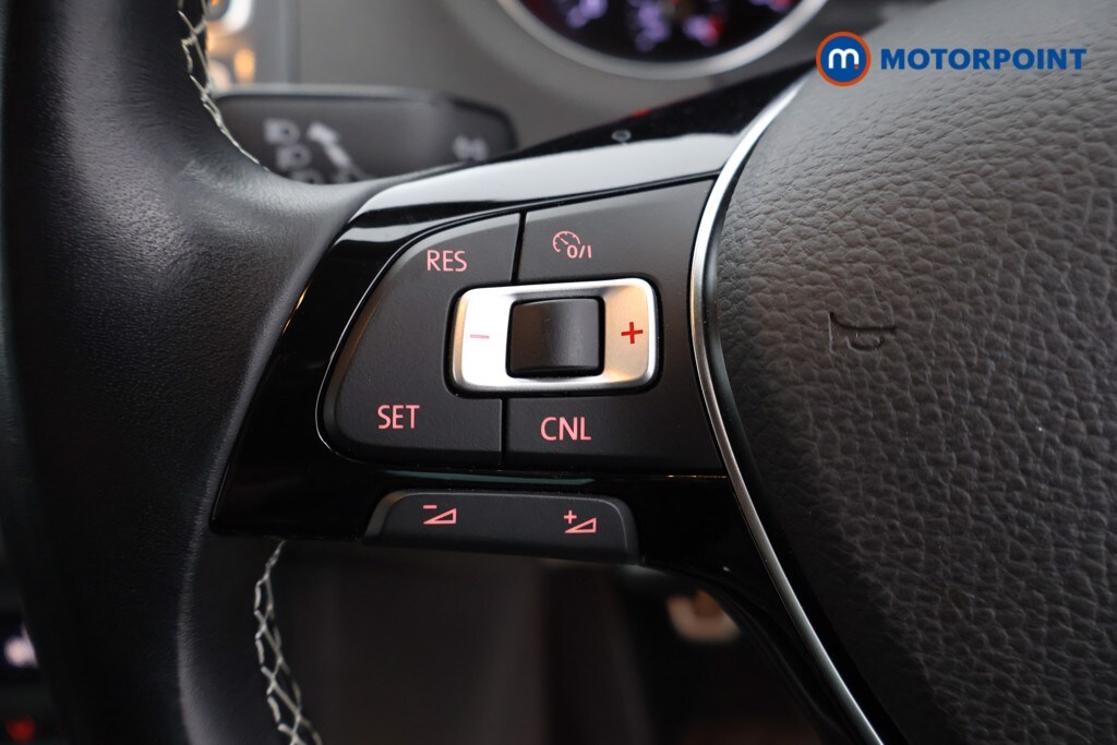 Used Volkswagen Polo 2015 for sale - 77998008: Photo 15