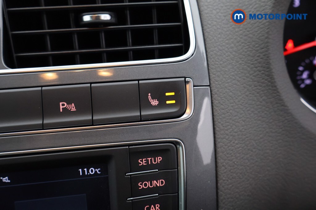 Used Volkswagen Polo 2015 for sale - 77998008: Photo 20