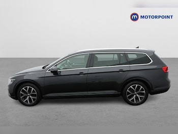 Used Volkswagen Passat 2021 for sale - 78640960: Photo