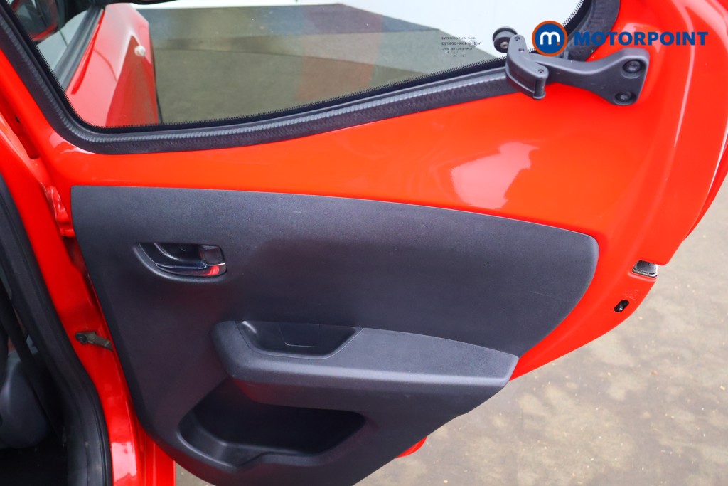 Used Toyota AYGO 2018 for sale - 76895719: Photo 22