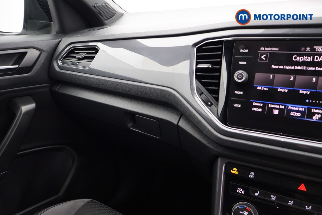 Used Volkswagen T-Roc 2022 for sale - 78122179: Photo 17