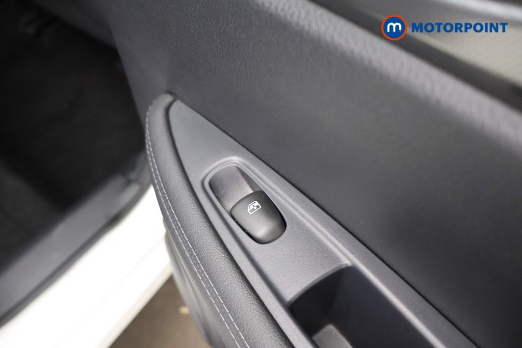 Used Nissan Qashqai 2018 for sale - 77324078: Photo 40