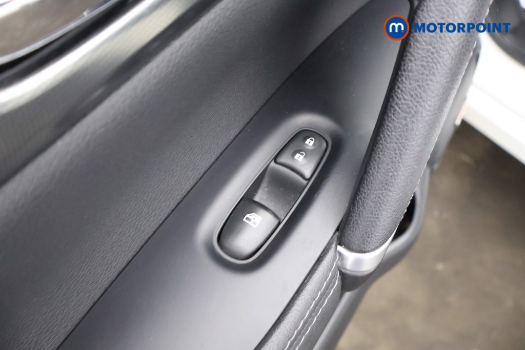 Used Nissan Qashqai 2018 for sale - 77324078: Photo 46