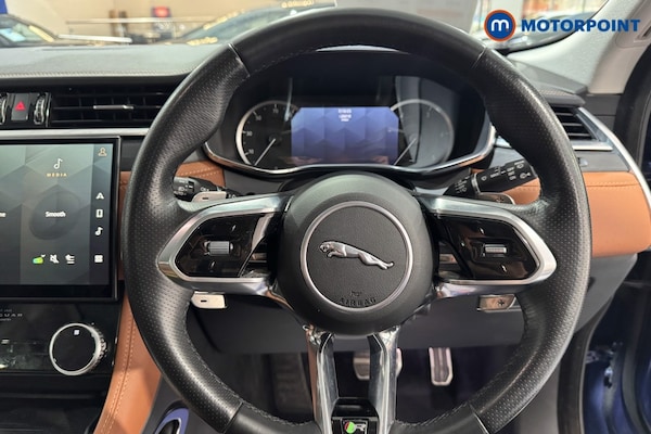 Used Jaguar F-Pace 2023 for sale - 76196907: Photo 17
