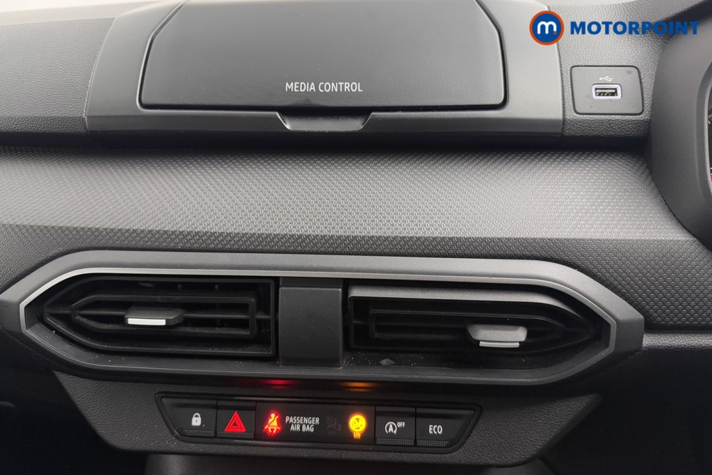 Used Dacia Sandero 2023 for sale - 76545619: Photo 11