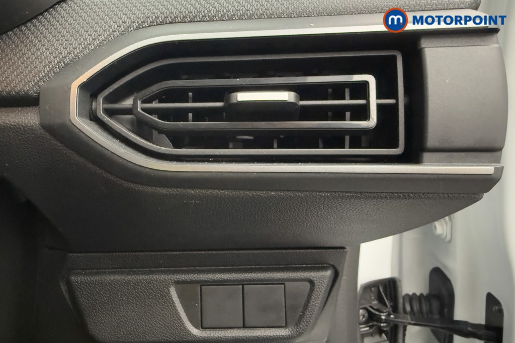 Used Dacia Sandero 2023 for sale - 76545619: Photo 14