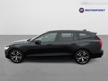 Used Volvo V60 2022 for sale - 77814779: Photo